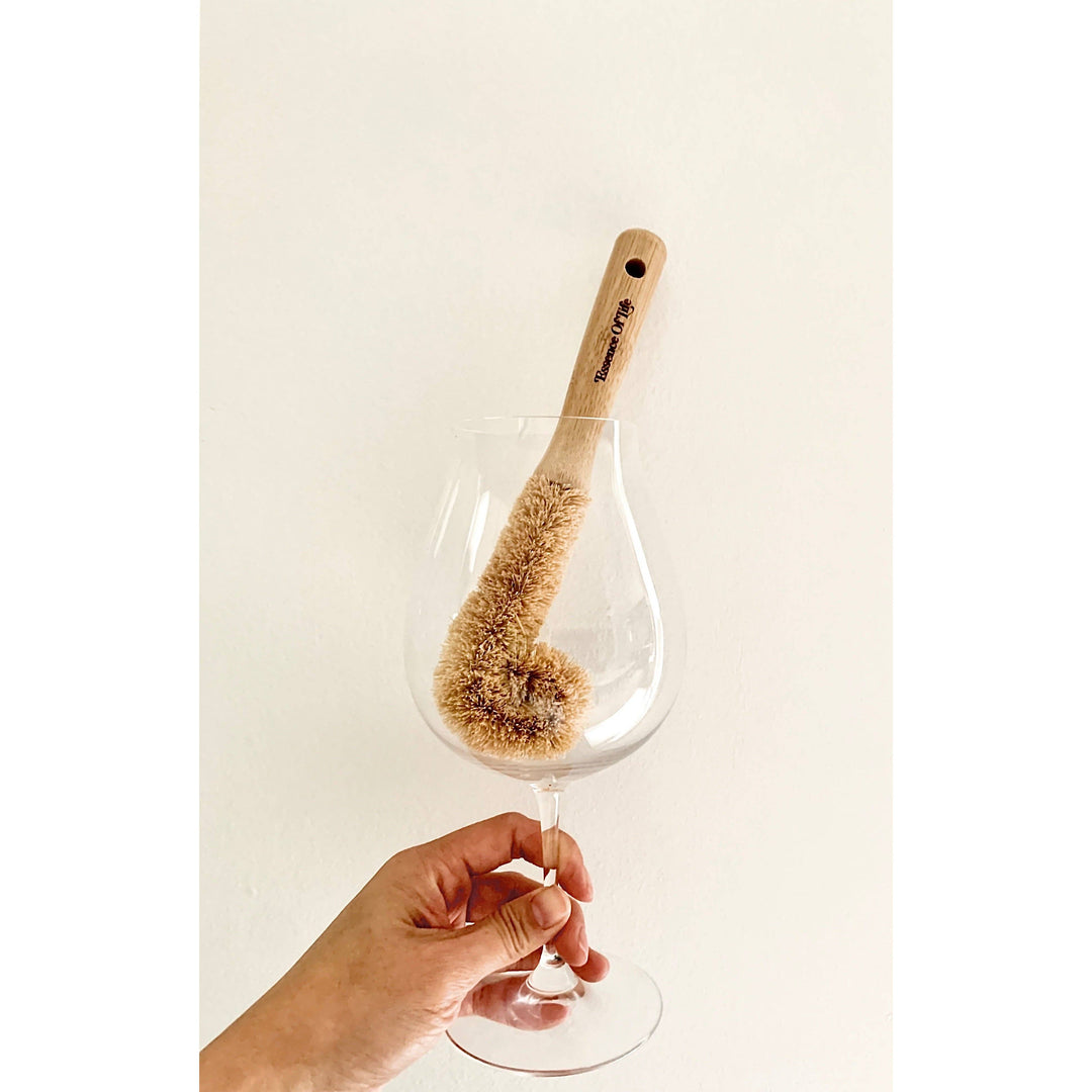 PLANT-BASED BOTTLE BRUSH