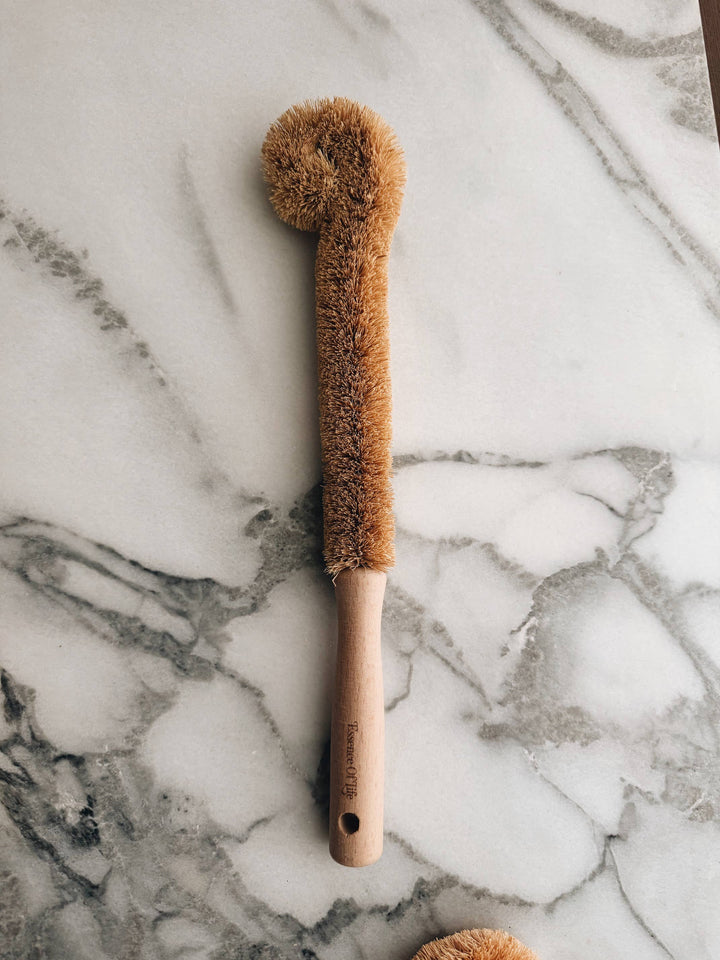 PLANT-BASED BOTTLE BRUSH