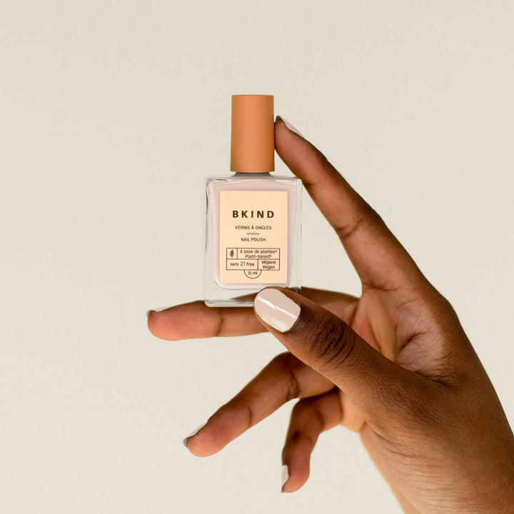 NAIL POLISH - OAT MILK