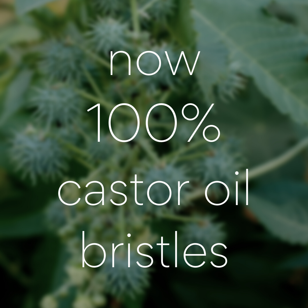 STORM GREY TRUTHBRUSH WITH MEDIUM CASTOR OIL BRISTLES