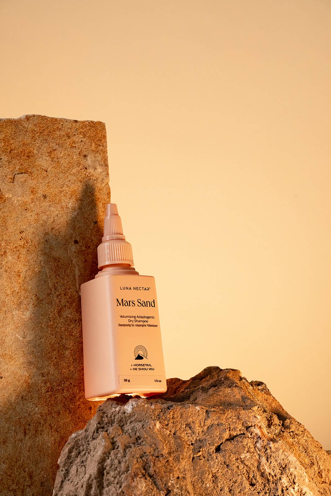 MARS SAND VOLUMIZING ADAPTOGENIC DRY SHAMPOO
