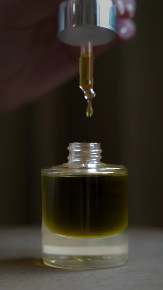 HIGH-LINOLEIC ACID FACE OIL