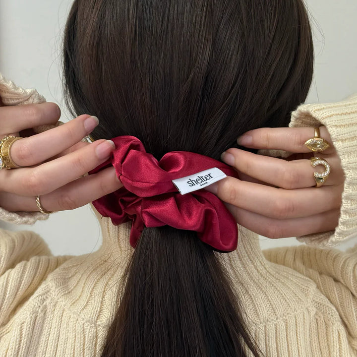 SILK SCRUNCHIE