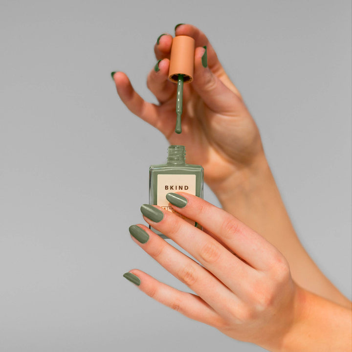 NAIL POLISH - SAUGE