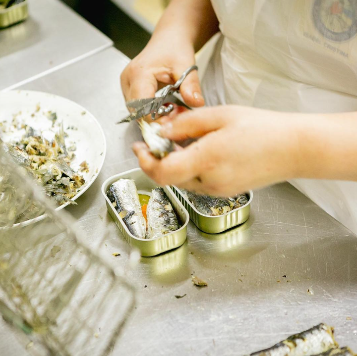 SPICED SARDINES IN OLIVE OIL
