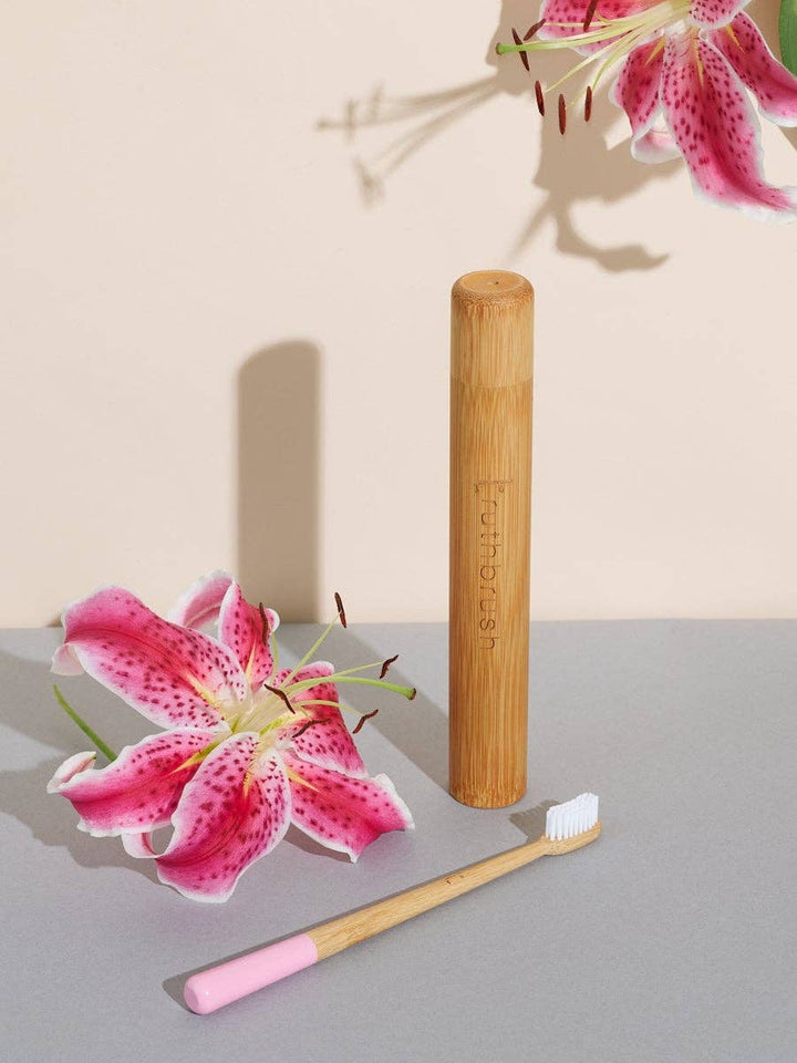 PETAL PINK TRUTHBRUSH WITH MEDIUM CASTOR OIL BRISTLES